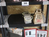 Resterende inhoud van het rek wo. decoratievoorwerpen - afbeelding 1 van  2