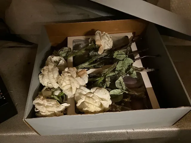 Resterende inhoud zolderruimte - afbeelding 4 van  33