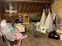 Resterende inhoud zolderruimte - afbeelding 1 van  33