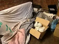 Resterende inhoud zolderruimte - afbeelding 30 van  33