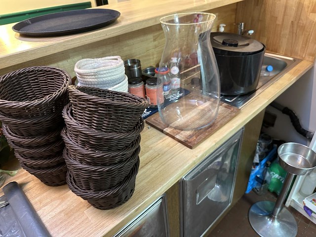 Restinhoud bar - afbeelding 9 van  13