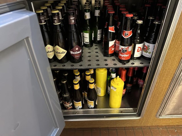 Restinhoud bar - afbeelding 11 van  13