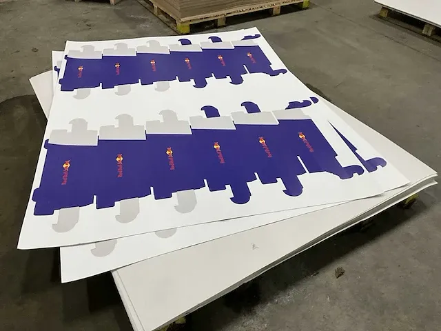 Restpartij divers karton - afbeelding 5 van  11