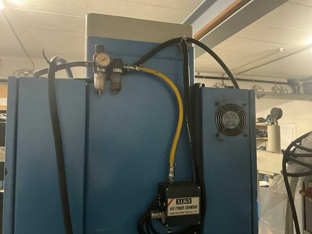 Retro dpm750 cnc-freesmachine - afbeelding 7 van  23