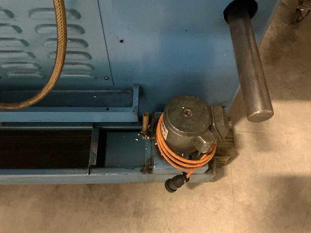 Retro dpm750 cnc-freesmachine - afbeelding 9 van  23
