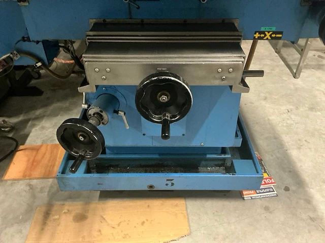 Retro dpm750 cnc-freesmachine - afbeelding 23 van  23