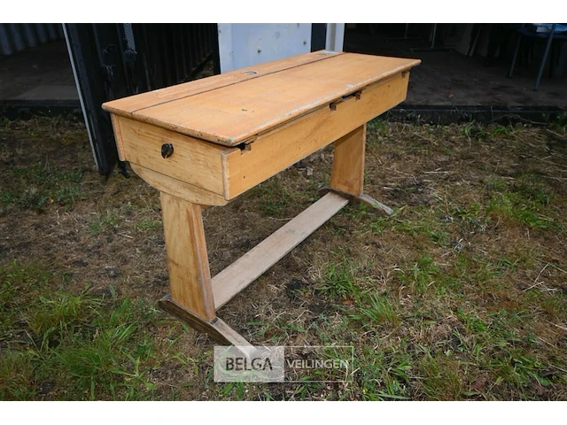 Retro houten schoolbank - afbeelding 1 van  6