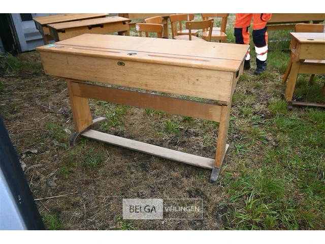 Retro houten schoolbank - afbeelding 2 van  6