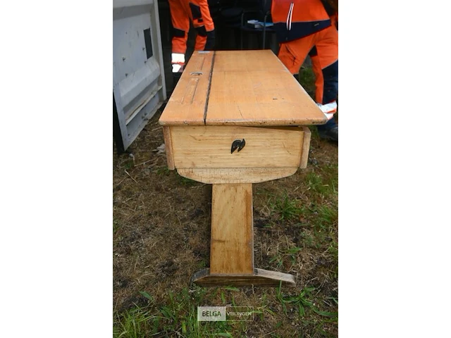 Retro houten schoolbank - afbeelding 3 van  6