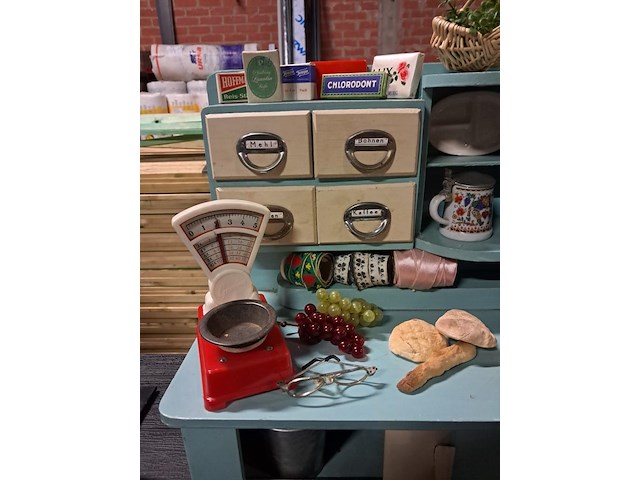 Retro keukentje met accessoires (h 390mm d 220mm b 600mm ) - afbeelding 5 van  8