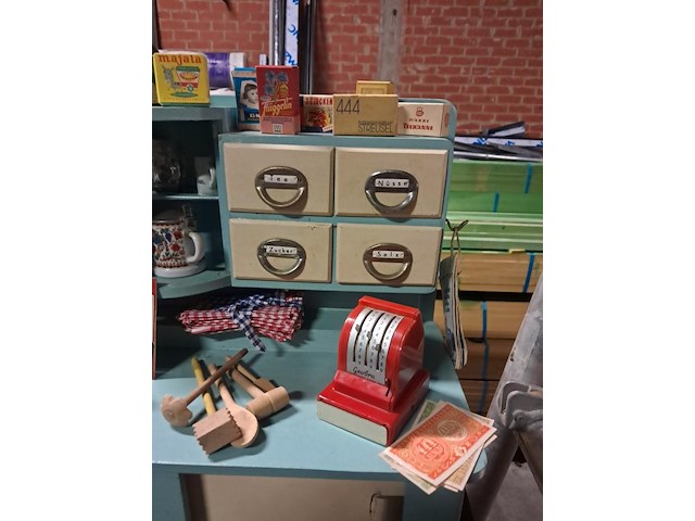 Retro keukentje met accessoires (h 390mm d 220mm b 600mm ) - afbeelding 7 van  8