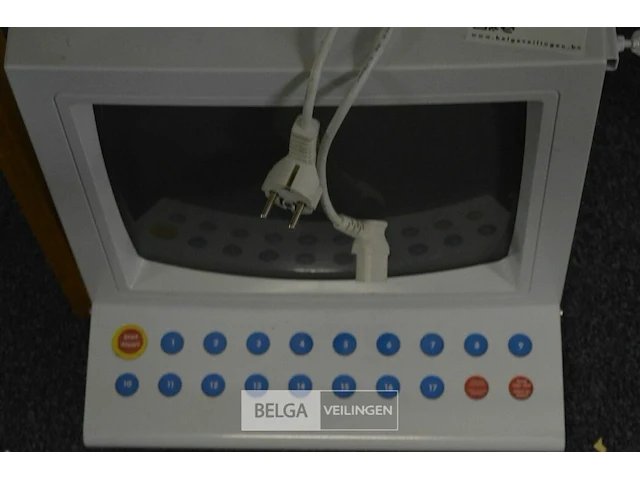 Retro monitor computer - afbeelding 2 van  3