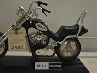 Retro motor met alarm klok - afbeelding 2 van  4