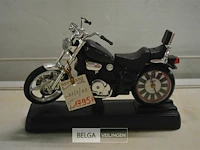 Retro motor met alarm klok - afbeelding 1 van  3