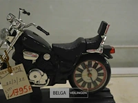 Retro motor met alarm klok - afbeelding 2 van  3