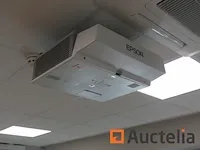 Retro projector en scherm - afbeelding 8 van  9