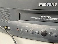 Retro samsung tv met cassetterecorder - afbeelding 3 van  8