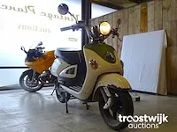 Retro-styled e-scooter ugbest uf4 - afbeelding 20 van  30