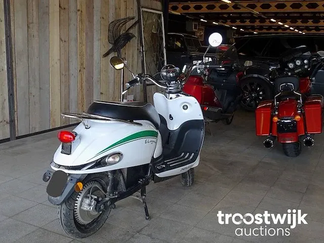Retro-styled e-scooter ugbest uf4 - afbeelding 26 van  30