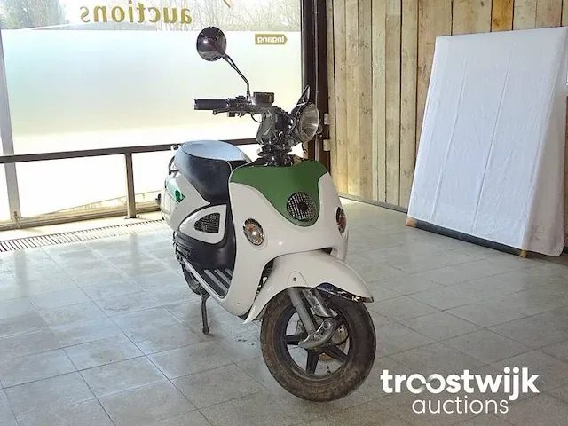 Retro-styled e-scooter ugbest uf4 - afbeelding 28 van  30