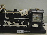 Retro trein met alarm klok - afbeelding 2 van  4