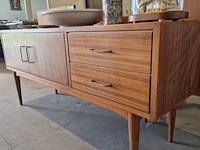 Retro wandmeubel - afbeelding 1 van  1