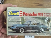 Revell porsche - afbeelding 2 van  3