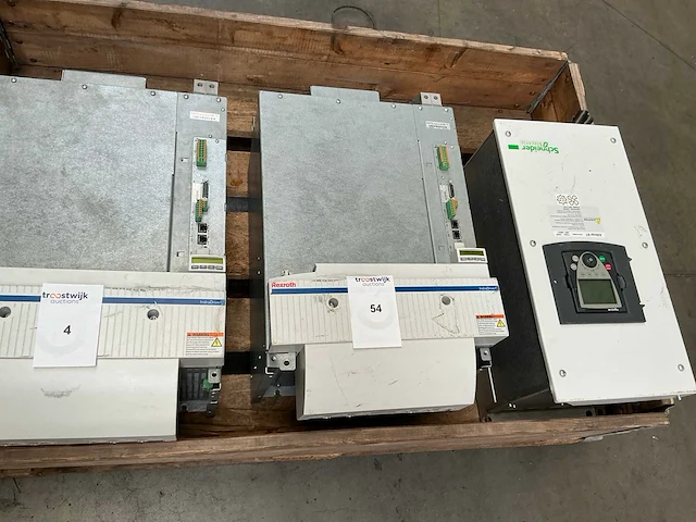 Rexroth indradrive c hcs03.1e-w0350-a-05-lnbn frequentieregelaar - afbeelding 1 van  5