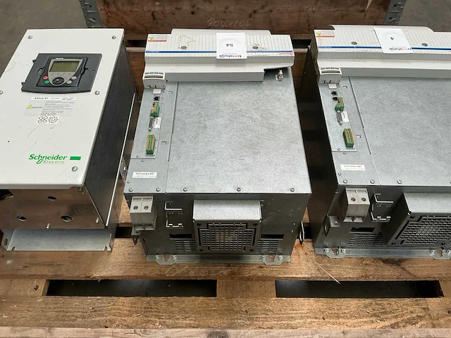 Rexroth indradrive c hcs03.1e-w0350-a-05-lnbn frequentieregelaar - afbeelding 3 van  5