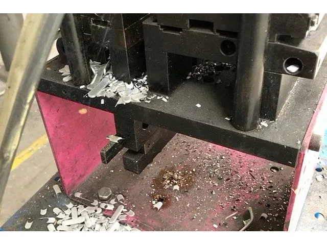 Reynaers alu presse - afbeelding 3 van  6