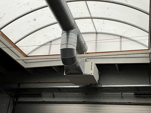 Reznor industriële verwarmingsinstallatie - afbeelding 2 van  8