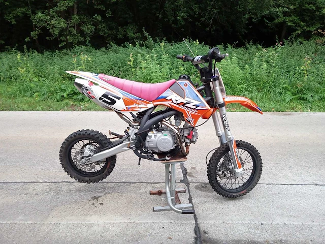 Rfz - pitbike rfz 140 - motorfiets - afbeelding 1 van  2