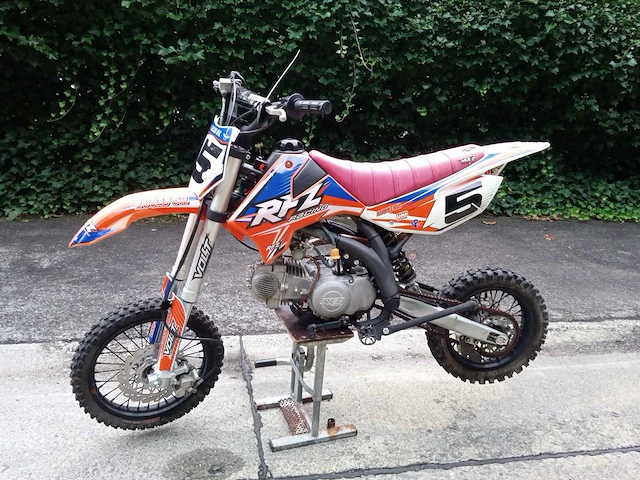 Rfz - pitbike rfz 140 - motorfiets - afbeelding 2 van  2