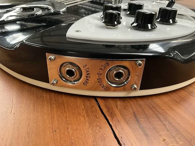 Rickenbacker 360/12 (2010) - afbeelding 13 van  17