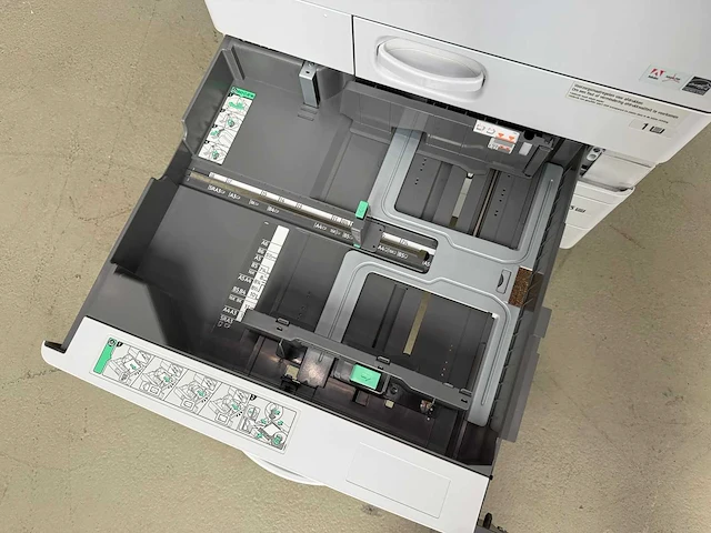 Ricoh mp c2003 - multifunctionele laserprinter - afbeelding 12 van  14