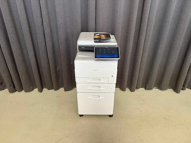 Ricoh mp c307 - multifunctionele laserprinter - afbeelding 1 van  12