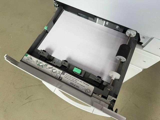 Ricoh mp c307 - multifunctionele laserprinter - afbeelding 9 van  12