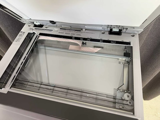 Ricoh mp c307 - multifunctionele laserprinter - afbeelding 11 van  12