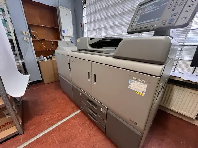 Ricoh pro 8100s - afbeelding 8 van  11