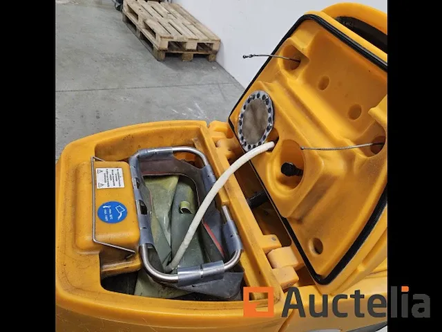 Ride-on schrobzuigmachine taski swingo 2500 - afbeelding 3 van  8