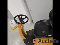 Ride-on schrobzuigmachine taski swingo 2500