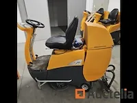 Ride-on schrobzuigmachine taski swingo 2500