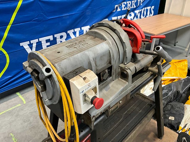 Ridgid 1233 draadsnijmachine - afbeelding 2 van  8