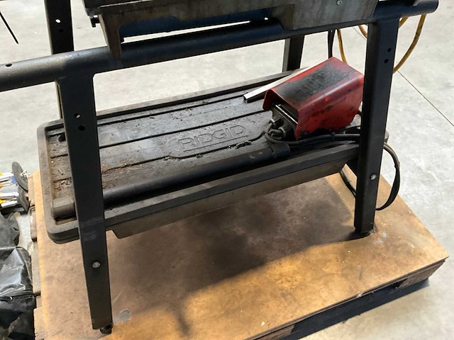 Ridgid 1233 draadsnijmachine - afbeelding 7 van  8