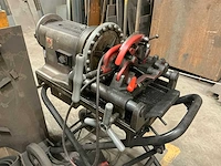 Ridgid 300 compact draadsnijmachine - afbeelding 5 van  6