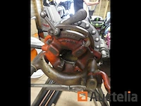 Ridgid 300 draadsnijmachine - afbeelding 3 van  9