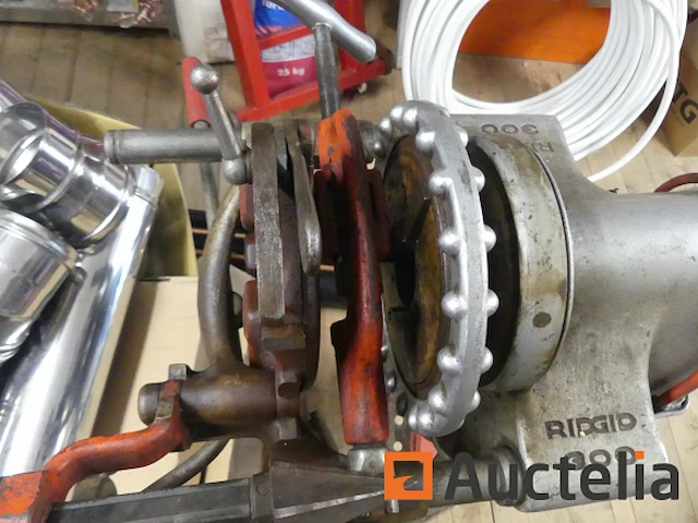 Ridgid 300 draadsnijmachine - afbeelding 7 van  9