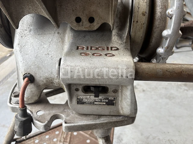 Ridgid 300 met tristand - afbeelding 4 van  10