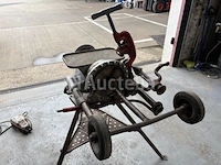 Ridgid 300 met tristand - afbeelding 7 van  10