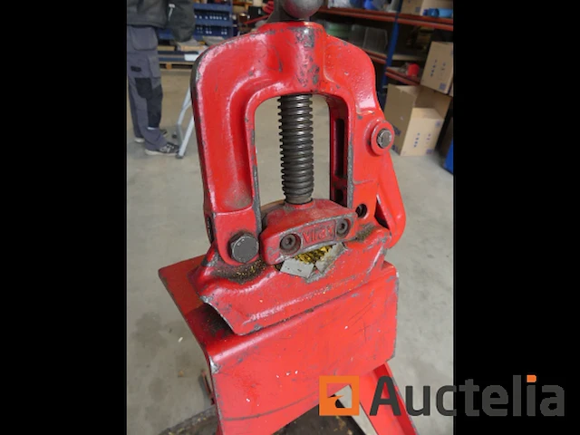 Ridgid 460 buisbankschroef, virax werkbank - afbeelding 6 van  8